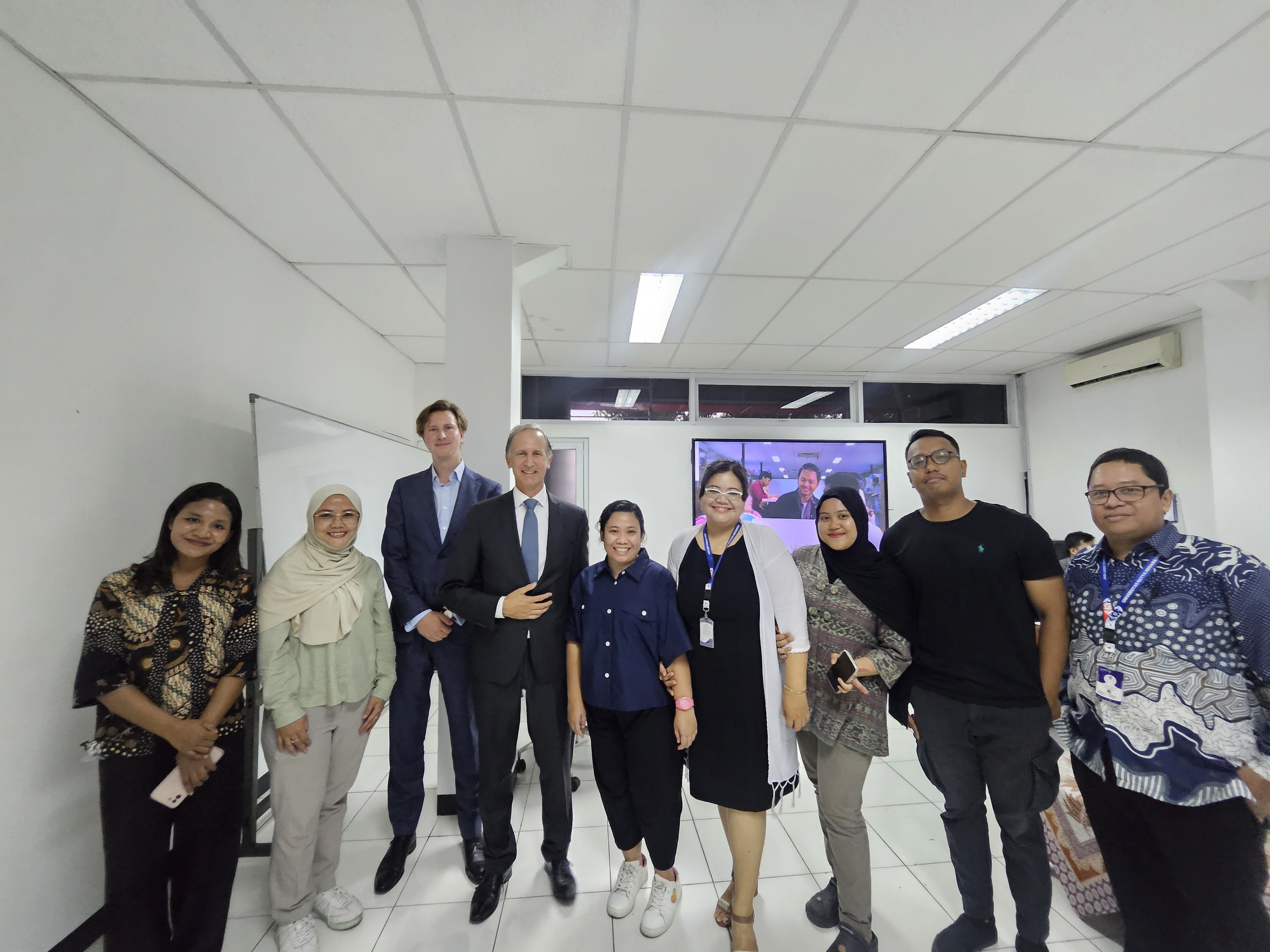 Luaran Ilmu Hubungan Internasional